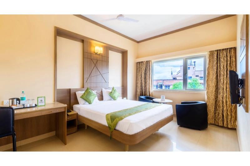 Hotel Treebo Ess Grande 3*